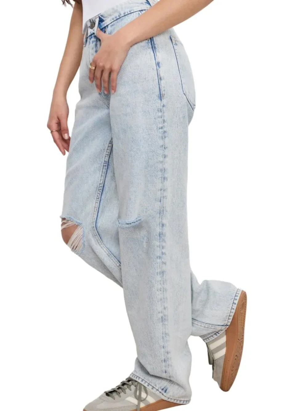GOOD AMERICAN Good 'Petite 90s Ripped Straight Leg Jeans in Blue
